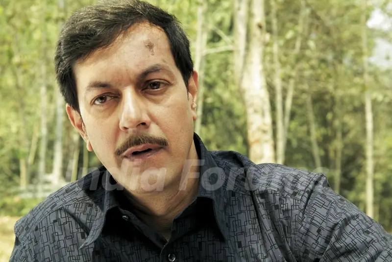 Still image of Rajat Kapoor