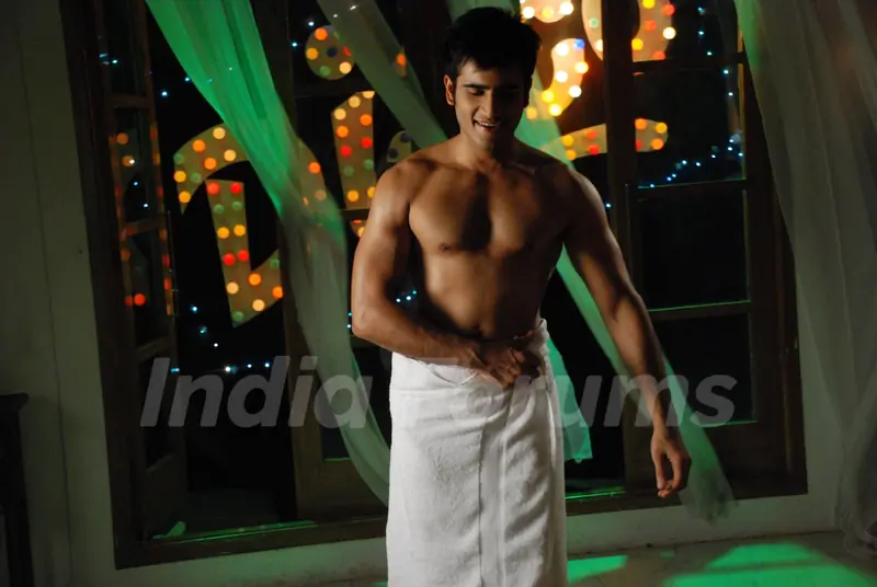 Karan Tacker dreaming a song sequence Jab se...