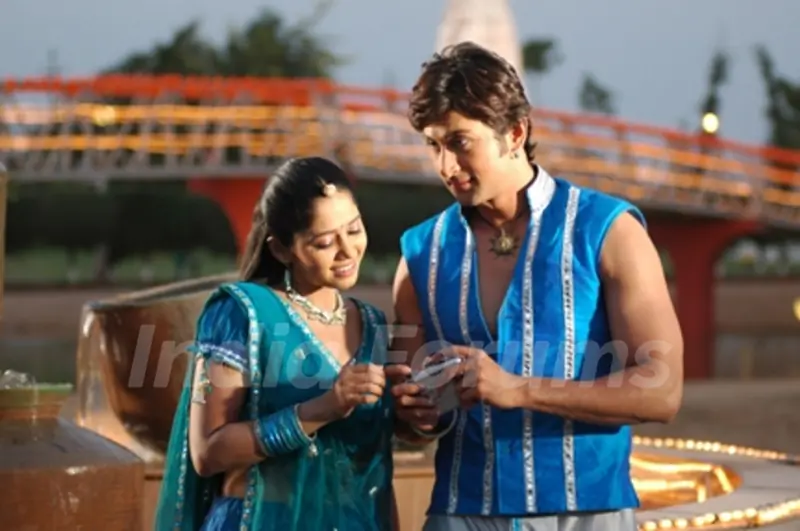 Still image of Suraj and Kanak