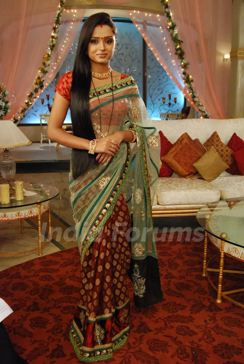 Parul Chauhan as Ragini in tv show Bidaai