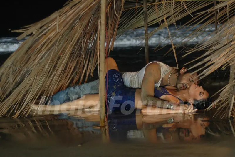 Hot scene from the movie Ek Aadat