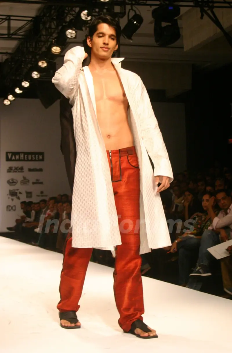 A model showcasing designer Wendell Rodricks''s creation at the Ven Heusen India Mens Week, in New Delhi