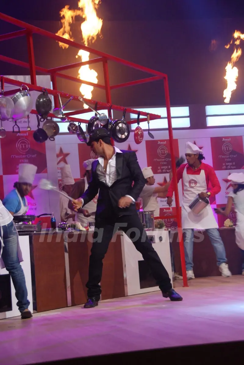 Akshay Kumar at Master Chef Indian on location at Film City