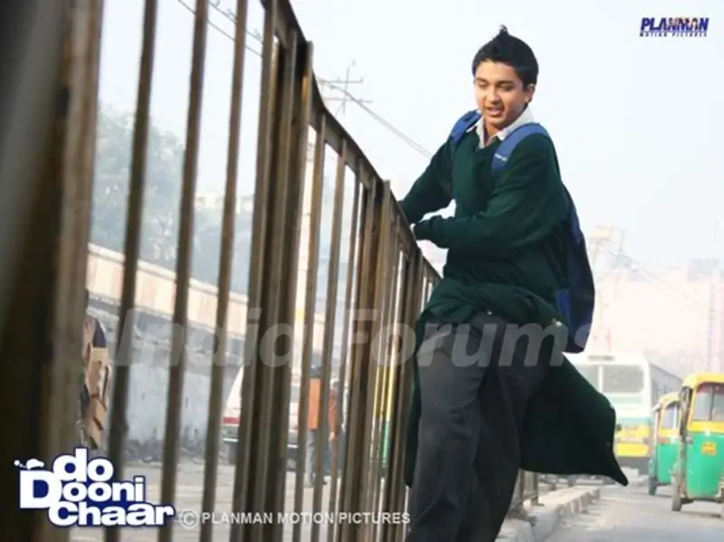 Image from the movie Do Dooni Chaar