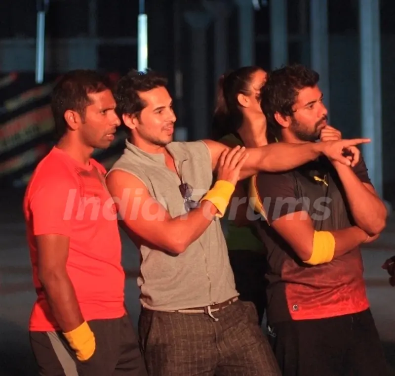 Ritwik, Dino and Shabir in Fear Factor - Khatron Ke Khiladi x 3