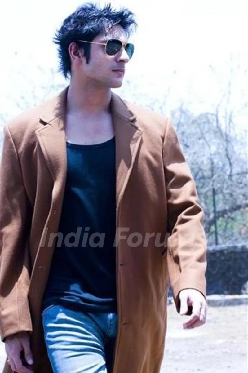 Ashish Kapoor