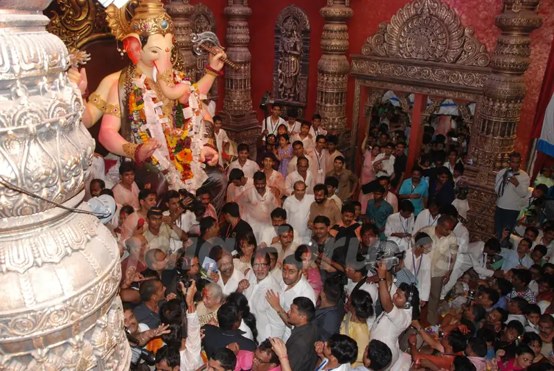 Amitabh and Abhishek Bachchan seek Ganesha Blessings in Mumbai