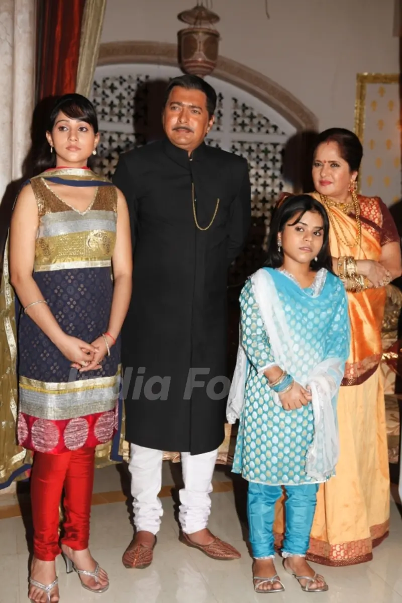 Cast of tv show Baba Aiso Varr Dhundo