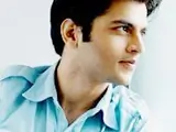 Raunaq Ahuja Thumbnail