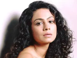 Manasi Parekh Thumbnail