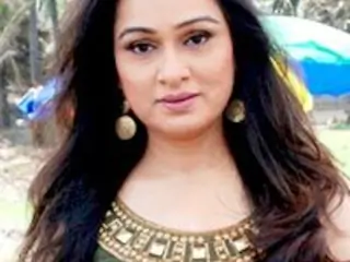 Padmini Kolhapure Thumbnail