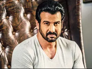 Ronit Roy Thumbnail