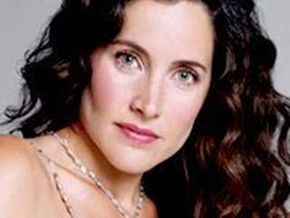 Rachel Shelley Thumbnail