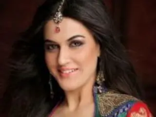 Charu Vyas Thumbnail