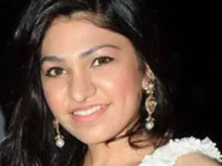 Tulsi Kumar Thumbnail