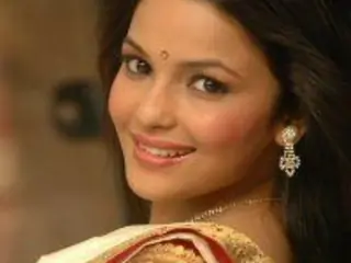 Chitrashi Rawat Thumbnail