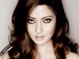 Riya Sen Thumbnail