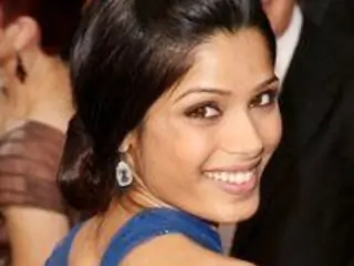 Freida Pinto Thumbnail