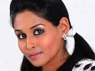 Leena Maria Paul Thumbnail