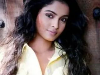 Sheena Shahabadi Thumbnail