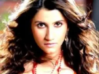 Smily Suri Thumbnail