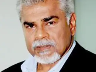 Sharat Saxena Thumbnail