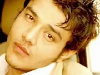 Aniruddh Dave Thumbnail