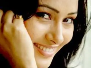 Yamini Thakur Thumbnail