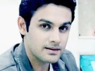 Vishal Nayak Thumbnail