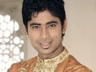 Manmohan Tiwari Thumbnail