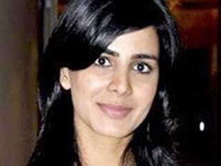 Kirti Kulhari Thumbnail