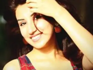 Parul Gulati Thumbnail