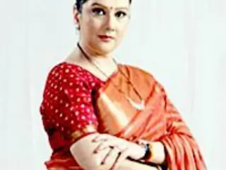 Surbhi Zaveri Vyas Thumbnail