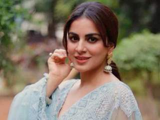 Shraddha Arya Thumbnail