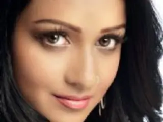 Chhavi Pandey Thumbnail
