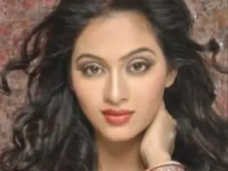 Piyali Munshi Thumbnail