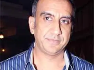 Milan Luthria Thumbnail