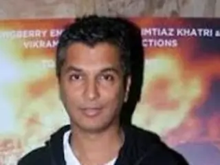 Vikram Phadnis Thumbnail