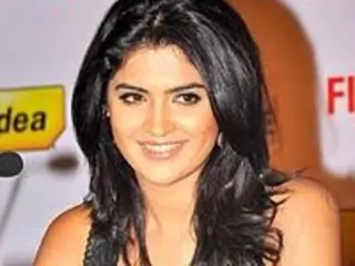Deeksha Seth Thumbnail