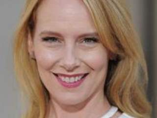 Amy Ryan Thumbnail