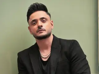 Adnan Khan Thumbnail