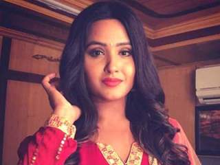 Kajal Raghwani Thumbnail