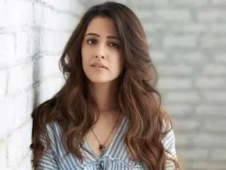 Nupur Sanon Thumbnail