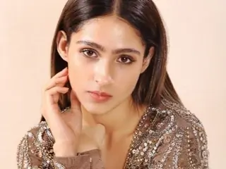 Pashmina Roshan Thumbnail