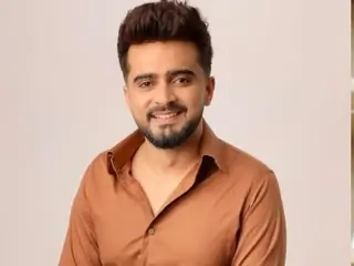 Adil Khan Durrani  Thumbnail