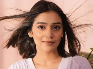 Rj Mahvash Thumbnail