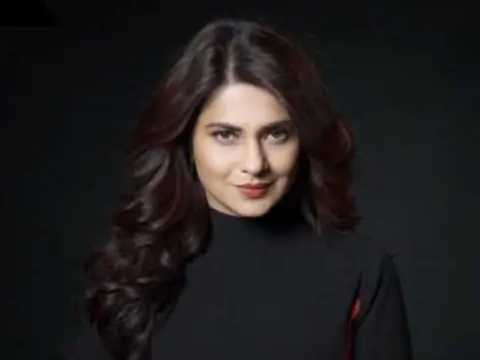 Jennifer Winget Thumbnail