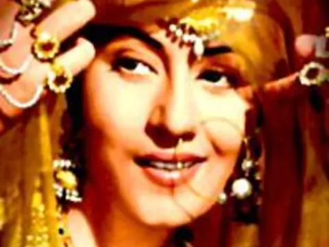 Meena Kumari Thumbnail