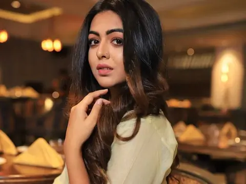 Shafaq Naaz Thumbnail