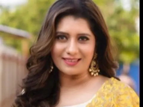 Priyanka Deshpande Thumbnail